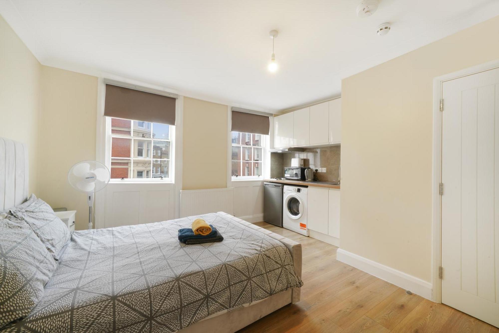 Appartement Chic - York Street Gem *